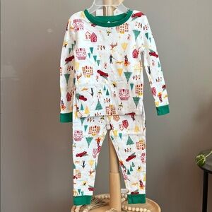 ⭐️⭐️ PICK 5 / $20 Little Co Festive Kids Pajamas with Green Accents Size 2T